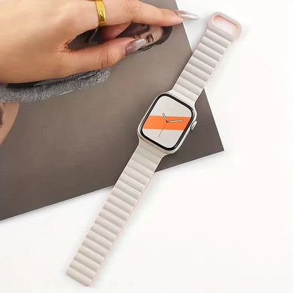 Magnetic silicone watch band for Apple Watch 38/40/41mm42/44/45/49mm, sport loop men's women's watch band for iWatch 987654321Se